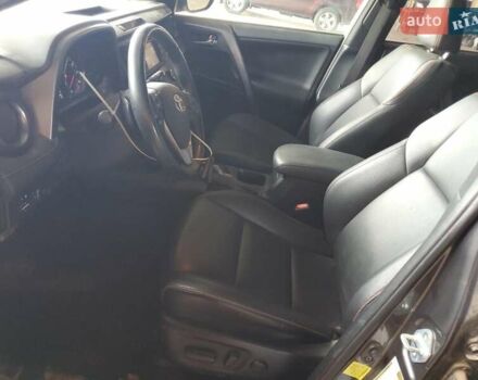 Сірий Тойота РАВ 4, об'ємом двигуна 2.49 л та пробігом 127 тис. км за 5600 $, фото 6 на Automoto.ua