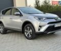 Серый Тойота РАВ 4, объемом двигателя 2 л и пробегом 220 тыс. км за 21700 $, фото 4 на Automoto.ua