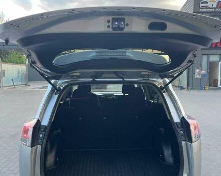 Серый Тойота РАВ 4, объемом двигателя 2.5 л и пробегом 53 тыс. км за 19200 $, фото 3 на Automoto.ua