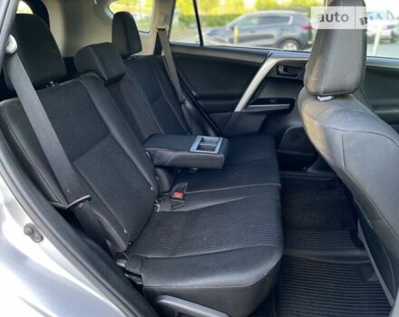 Сірий Тойота РАВ 4, об'ємом двигуна 2.49 л та пробігом 118 тис. км за 17800 $, фото 30 на Automoto.ua