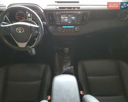 Сірий Тойота РАВ 4, об'ємом двигуна 2.49 л та пробігом 128 тис. км за 5400 $, фото 7 на Automoto.ua