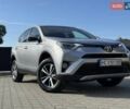 Серый Тойота РАВ 4, объемом двигателя 2 л и пробегом 220 тыс. км за 21700 $, фото 111 на Automoto.ua
