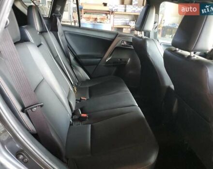 Сірий Тойота РАВ 4, об'ємом двигуна 2.49 л та пробігом 127 тис. км за 5600 $, фото 10 на Automoto.ua