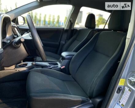 Сірий Тойота РАВ 4, об'ємом двигуна 2.49 л та пробігом 118 тис. км за 17800 $, фото 27 на Automoto.ua