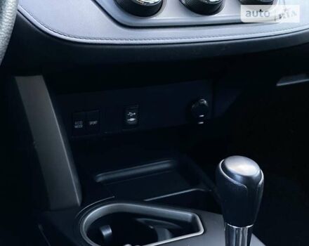 Сірий Тойота РАВ 4, об'ємом двигуна 2.49 л та пробігом 118 тис. км за 17800 $, фото 26 на Automoto.ua