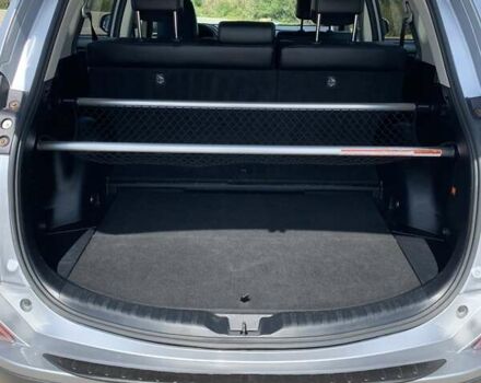 Сірий Тойота РАВ 4, об'ємом двигуна 2.49 л та пробігом 172 тис. км за 24999 $, фото 8 на Automoto.ua