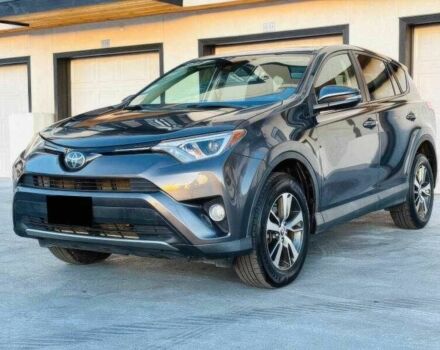 Серый Тойота РАВ 4, объемом двигателя 2.5 л и пробегом 89 тыс. км за 11000 $, фото 1 на Automoto.ua