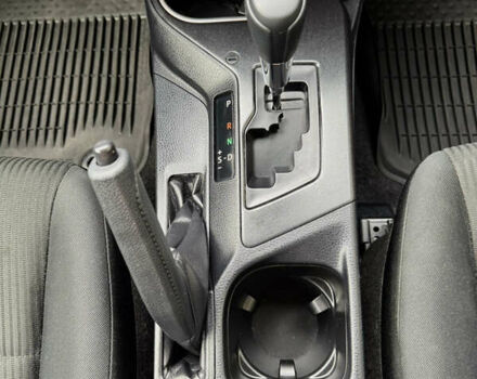 Сірий Тойота РАВ 4, об'ємом двигуна 2.5 л та пробігом 82 тис. км за 18000 $, фото 8 на Automoto.ua