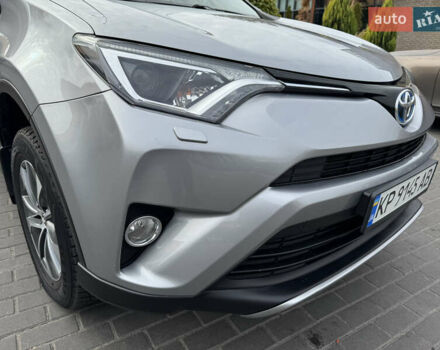 Сірий Тойота РАВ 4, об'ємом двигуна 2.49 л та пробігом 92 тис. км за 24800 $, фото 1 на Automoto.ua