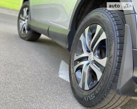 Сірий Тойота РАВ 4, об'ємом двигуна 2.49 л та пробігом 118 тис. км за 17800 $, фото 17 на Automoto.ua