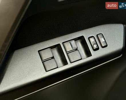 Сірий Тойота РАВ 4, об'ємом двигуна 2.5 л та пробігом 77 тис. км за 21500 $, фото 11 на Automoto.ua