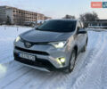 Серый Тойота РАВ 4, объемом двигателя 2 л и пробегом 146 тыс. км за 19500 $, фото 1 на Automoto.ua