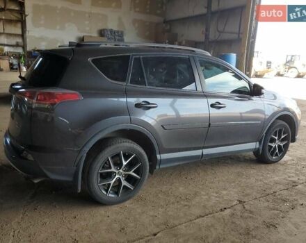 Сірий Тойота РАВ 4, об'ємом двигуна 2.49 л та пробігом 128 тис. км за 5400 $, фото 2 на Automoto.ua