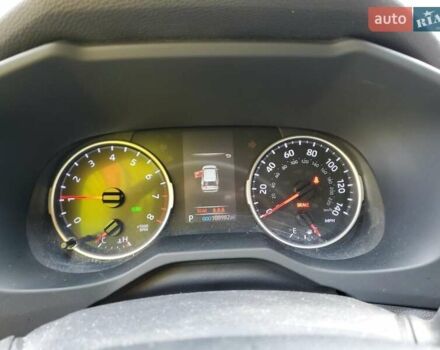 Серый Тойота РАВ 4, объемом двигателя 2.49 л и пробегом 161 тыс. км за 8300 $, фото 8 на Automoto.ua