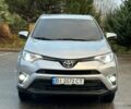 Серый Тойота РАВ 4, объемом двигателя 2 л и пробегом 132 тыс. км за 17600 $, фото 1 на Automoto.ua