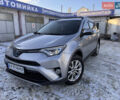 Серый Тойота РАВ 4, объемом двигателя 2.49 л и пробегом 130 тыс. км за 23999 $, фото 1 на Automoto.ua