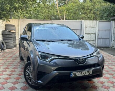 Серый Тойота РАВ 4, объемом двигателя 2.5 л и пробегом 180 тыс. км за 16100 $, фото 4 на Automoto.ua