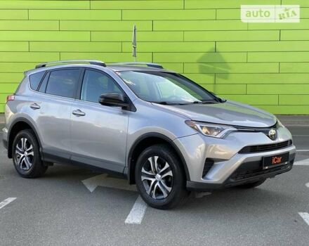 Сірий Тойота РАВ 4, об'ємом двигуна 2.49 л та пробігом 118 тис. км за 17800 $, фото 5 на Automoto.ua