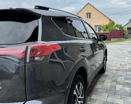 Сірий Тойота РАВ 4, об'ємом двигуна 2.5 л та пробігом 82 тис. км за 18000 $, фото 2 на Automoto.ua