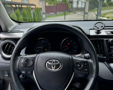 Сірий Тойота РАВ 4, об'ємом двигуна 2.5 л та пробігом 82 тис. км за 18000 $, фото 7 на Automoto.ua