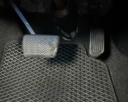 Серый Тойота РАВ 4, объемом двигателя 2.49 л и пробегом 127 тыс. км за 24950 $, фото 20 на Automoto.ua