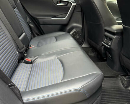 Серый Тойота РАВ 4, объемом двигателя 2.5 л и пробегом 90 тыс. км за 32500 $, фото 6 на Automoto.ua