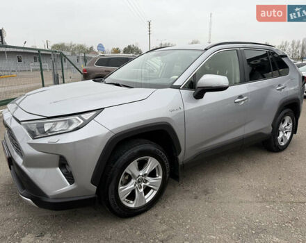 Сірий Тойота РАВ 4, об'ємом двигуна 2.49 л та пробігом 137 тис. км за 28990 $, фото 1 на Automoto.ua