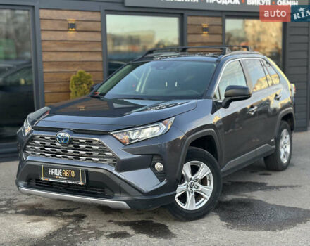Серый Тойота РАВ 4, объемом двигателя 2.49 л и пробегом 123 тыс. км за 31999 $, фото 2 на Automoto.ua