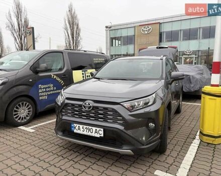 Серый Тойота РАВ 4, объемом двигателя 1.99 л и пробегом 47 тыс. км за 29000 $, фото 2 на Automoto.ua