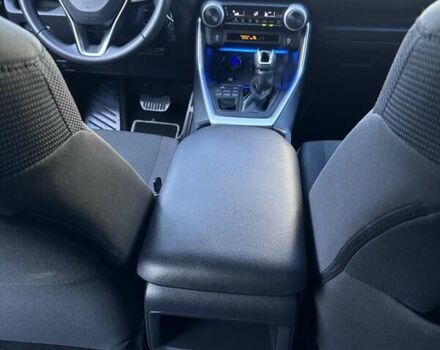 Сірий Тойота РАВ 4, об'ємом двигуна 2.49 л та пробігом 131 тис. км за 26000 $, фото 16 на Automoto.ua