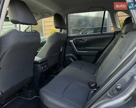 Серый Тойота РАВ 4, объемом двигателя 2.49 л и пробегом 123 тыс. км за 31999 $, фото 48 на Automoto.ua