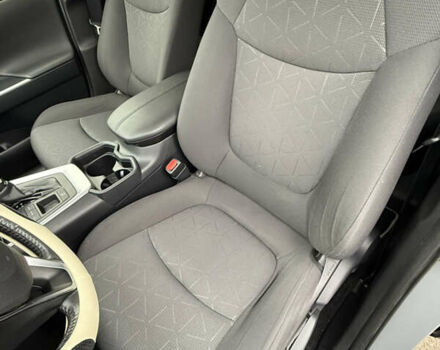 Сірий Тойота РАВ 4, об'ємом двигуна 2.49 л та пробігом 137 тис. км за 28990 $, фото 13 на Automoto.ua