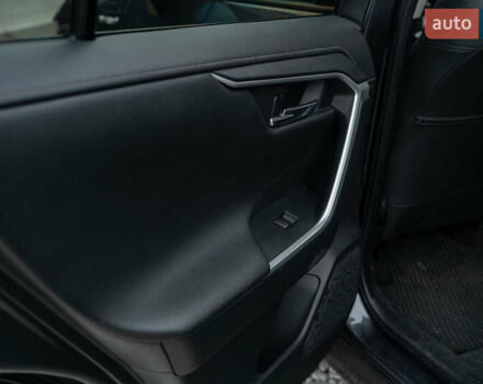 Серый Тойота РАВ 4, объемом двигателя 2.49 л и пробегом 156 тыс. км за 29800 $, фото 36 на Automoto.ua