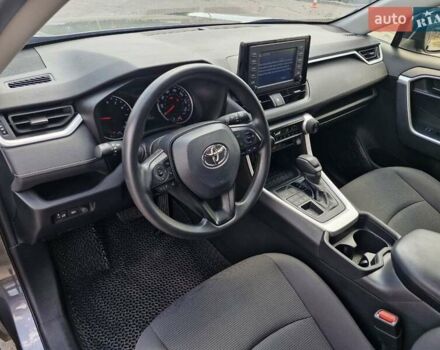 Сірий Тойота РАВ 4, об'ємом двигуна 2.5 л та пробігом 39 тис. км за 24199 $, фото 20 на Automoto.ua