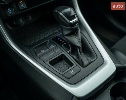 Серый Тойота РАВ 4, объемом двигателя 2.49 л и пробегом 156 тыс. км за 29800 $, фото 29 на Automoto.ua