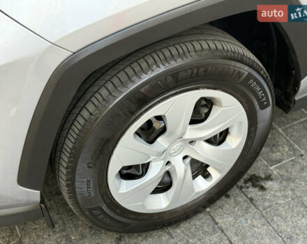 Тойота РАВ 4 2019 в Киеве на Automoto.ua Серый Тойота РАВ 4, объемом двигателя 1.99 л и пробегом 8 тыс. км за 27200 $, фото 19 на Automoto.ua