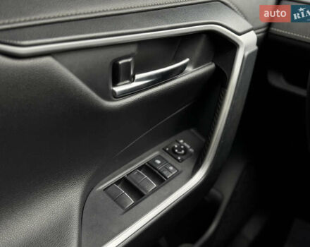 Серый Тойота РАВ 4, объемом двигателя 1.99 л и пробегом 204 тыс. км за 23500 $, фото 15 на Automoto.ua