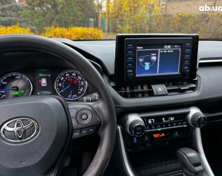 Серый Тойота РАВ 4, объемом двигателя 2.5 л и пробегом 142 тыс. км за 28990 $, фото 26 на Automoto.ua