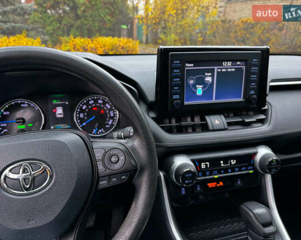 Сірий Тойота РАВ 4, об'ємом двигуна 2.5 л та пробігом 142 тис. км за 28990 $, фото 26 на Automoto.ua