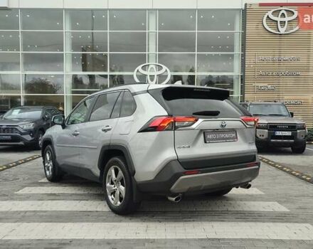 Серый Тойота РАВ 4, объемом двигателя 2.49 л и пробегом 48 тыс. км за 36966 $, фото 1 на Automoto.ua