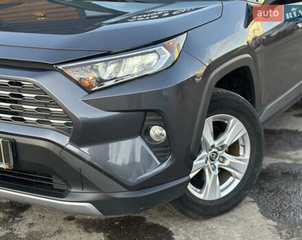 Серый Тойота РАВ 4, объемом двигателя 2.49 л и пробегом 123 тыс. км за 31999 $, фото 4 на Automoto.ua