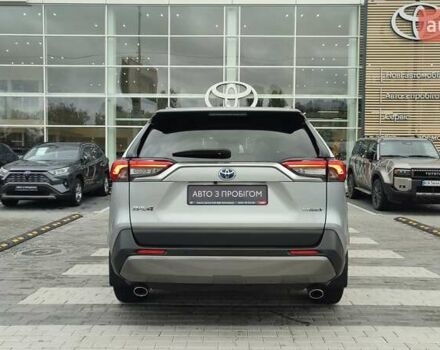 Серый Тойота РАВ 4, объемом двигателя 2.49 л и пробегом 48 тыс. км за 36966 $, фото 3 на Automoto.ua