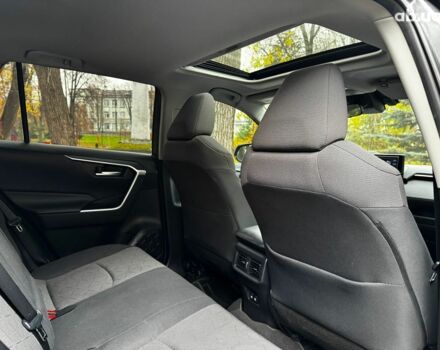 Серый Тойота РАВ 4, объемом двигателя 2.5 л и пробегом 142 тыс. км за 28990 $, фото 33 на Automoto.ua