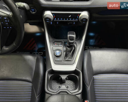 Серый Тойота РАВ 4, объемом двигателя 2.49 л и пробегом 139 тыс. км за 30900 $, фото 26 на Automoto.ua