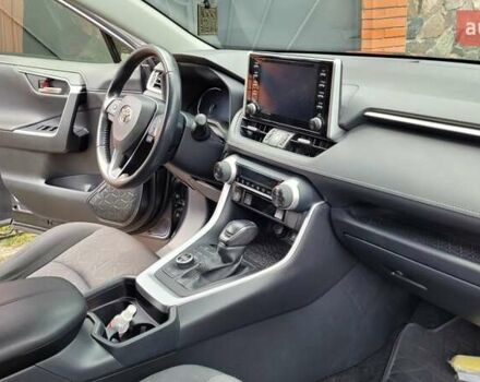 Сірий Тойота РАВ 4, об'ємом двигуна 1.99 л та пробігом 30 тис. км за 30000 $, фото 7 на Automoto.ua