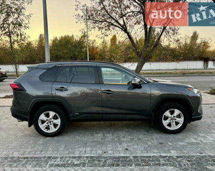 Серый Тойота РАВ 4, объемом двигателя 2.5 л и пробегом 130 тыс. км за 27999 $, фото 5 на Automoto.ua
