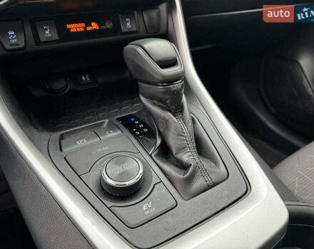 Сірий Тойота РАВ 4, об'ємом двигуна 2.5 л та пробігом 142 тис. км за 28990 $, фото 25 на Automoto.ua