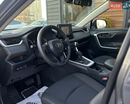 Серый Тойота РАВ 4, объемом двигателя 2.49 л и пробегом 123 тыс. км за 31999 $, фото 29 на Automoto.ua