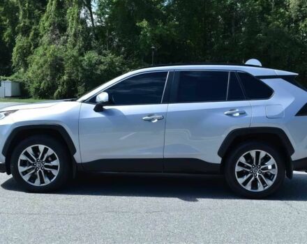 Серый Тойота РАВ 4, объемом двигателя 2.5 л и пробегом 34 тыс. км за 17300 $, фото 3 на Automoto.ua