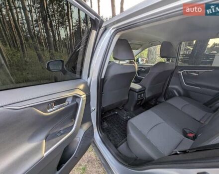 Серый Тойота РАВ 4, объемом двигателя 1.99 л и пробегом 39 тыс. км за 27700 $, фото 16 на Automoto.ua